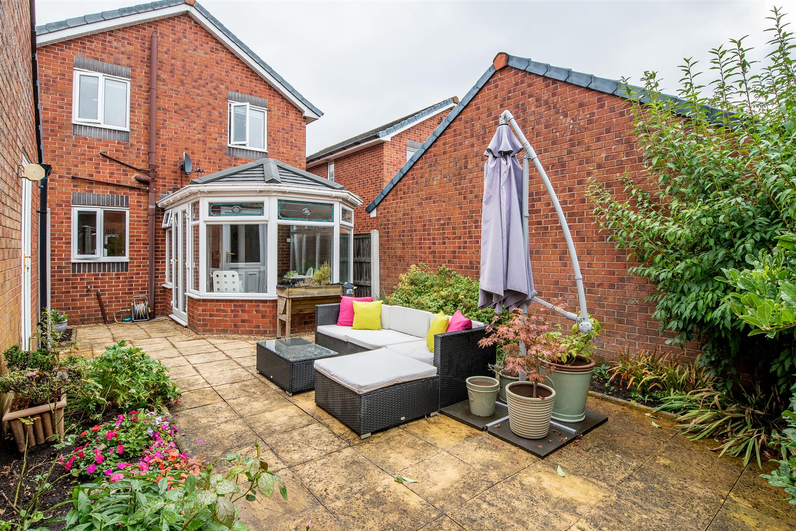 3 bed property in Evergreen Close, Chorley